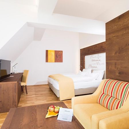 Joglland Hotel Prettenhofer Wenigzell Extérieur photo